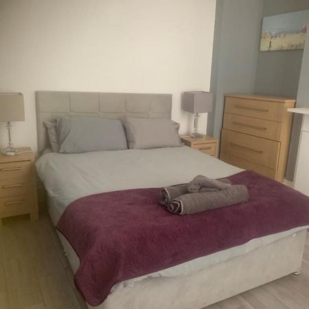 Bright One Bed Apartment Брайтонн Экстерьер фото